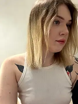 elliss  online show from 01/06/26, 02:10