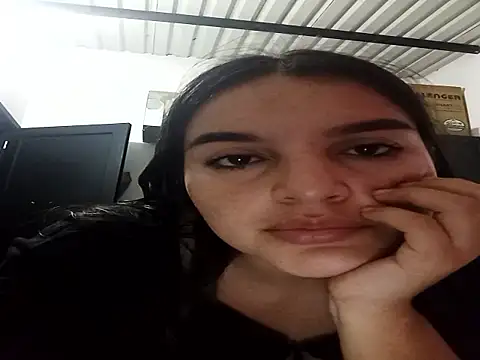 chloe 90 online show from 11/07/25, 04:12