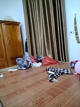 Snapshot of Lolimiu chatting on 09/18/25, 12:12 Lolimiu online show from 09/18/25, 12:12