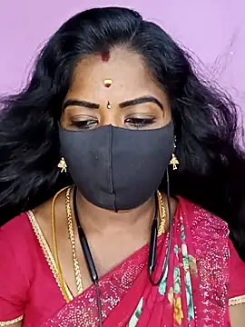 Snapshot of tamilammukuttyy chatting on 03/17/26, 04:17 tamilammukuttyy online show from 03/17/26, 04:17