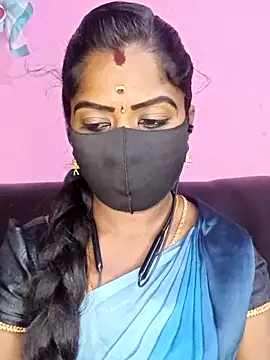 Snapshot of tamilammukuttyy chatting on 03/19/26, 01:59 tamilammukuttyy online show from 03/19/26, 01:59