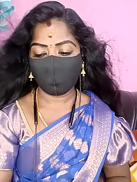 Snapshot of tamilammukuttyy chatting on 03/25/26, 02:50 tamilammukuttyy online show from 03/25/26, 02:50