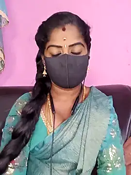 Snapshot of tamilammukuttyy chatting on 04/05/26, 03:36 tamilammukuttyy online show from 04/05/26, 03:36