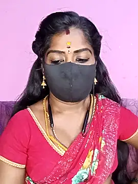 Snapshot of tamilammukuttyy chatting on 04/19/26, 04:28 tamilammukuttyy online show from 04/19/26, 04:28