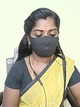 Snapshot of tamilammukuttyy chatting on 06/17/26, 10:39 tamilammukuttyy online show from 06/17/26, 10:39