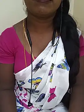 Snapshot of tamilammukuttyy chatting on 06/21/26, 09:56 tamilammukuttyy online show from 06/21/26, 09:56