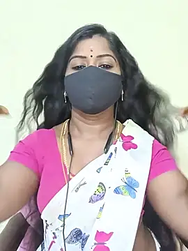 Snapshot of tamilammukuttyy chatting on 06/22/26, 12:24 tamilammukuttyy online show from 06/22/26, 12:24