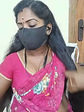 Snapshot of tamilammukuttyy chatting on 06/25/26, 05:23 tamilammukuttyy online show from 06/25/26, 05:23