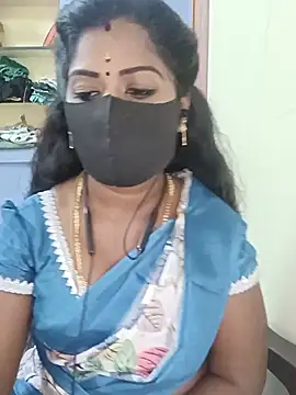 Snapshot of tamilammukuttyy chatting on 07/02/26, 01:50 tamilammukuttyy online show from 07/02/26, 01:50