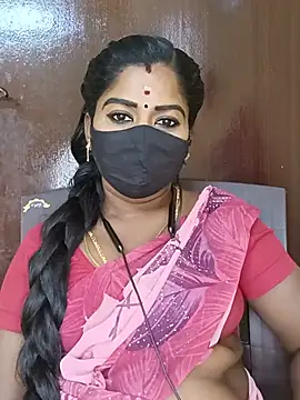 Snapshot of tamilammukuttyy chatting on 07/19/26, 06:50 tamilammukuttyy online show from 07/19/26, 06:50
