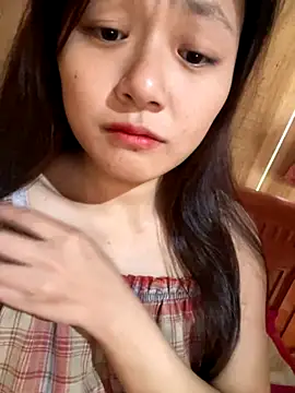 mai-xinh online show from 11/22/25, 02:10