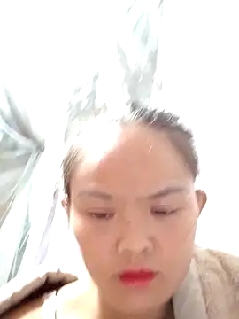 Snapshot of xinhxinhcute chatting on 10/01/25, 01:39 xinhxinhcute online show from 10/01/25, 01:39