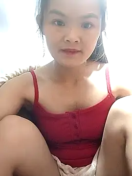 Snapshot of xinhxinhcute chatting on 10/11/25, 11:03 xinhxinhcute online show from 10/11/25, 11:03