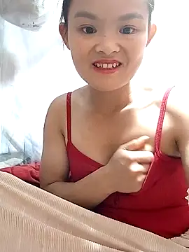 Snapshot of xinhxinhcute chatting on 10/13/25, 03:06 xinhxinhcute online show from 10/13/25, 03:06