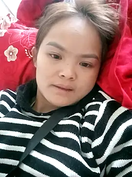 xinhxinhcute online show from 11/26/25, 09:43