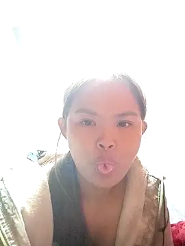 xinhxinhcute online show from 12/02/25, 11:15