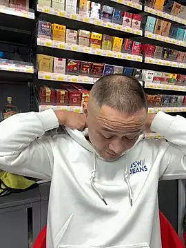 dajiba4718 online show from 10/28/25, 12:41