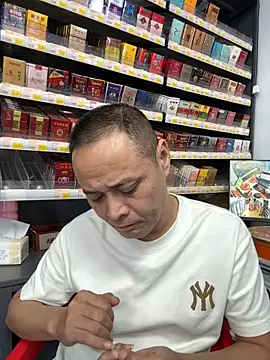 dajiba4718 online show from 11/10/25, 11:31