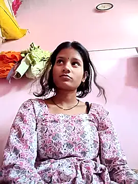 Hot Mayra  online show from 10/17/25, 07:22