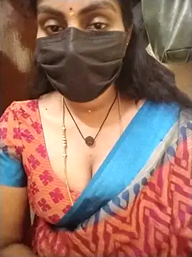 Snapshot of Nithiila chatting on 03/28/26, 03:55 Nithiila online show from 03/28/26, 03:55