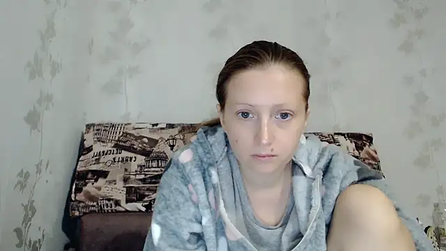 Snapshot of angelllsexy chatting on 10/27/25, 03:49 angelllsexy online show from 10/27/25, 03:49