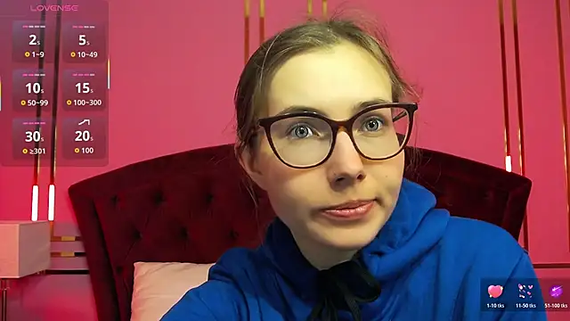 Snapshot of JessieJuss chatting on 04/04/26, 04:59 JessieJuss online show from 04/04/26, 04:59