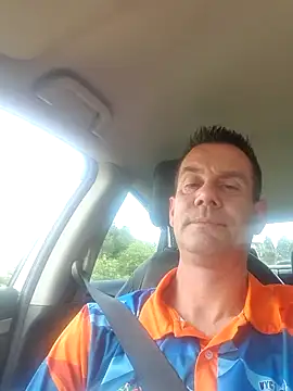 Snapshot of Leonbisa chatting on 11/01/25, 02:08 Leonbisa online show from 11/01/25, 02:08