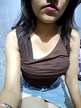 Snapshot of queen_visakha chatting on 03/27/26, 02:17 queen visakha online show from 03/27/26, 02:17
