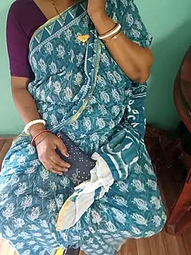 desi boudi87 online show from 04/08/26, 06:13