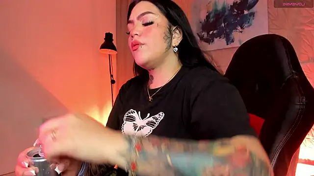 Snapshot of MAGIC_TESSA chatting on 09/10/25, 06:52 MAGIC TESSA online show from 09/10/25, 06:52