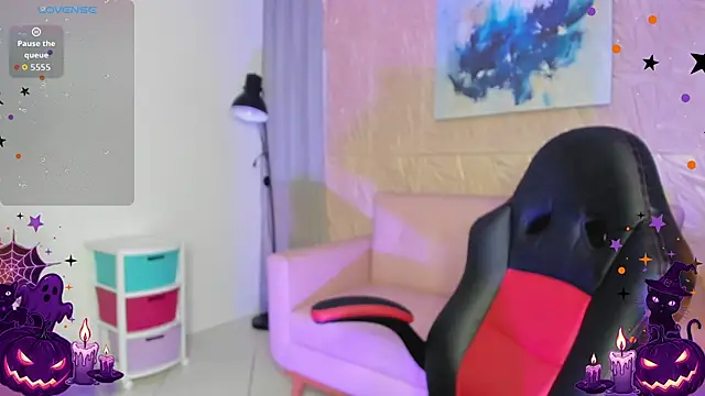 Snapshot of MAGIC_TESSA chatting on 10/03/25, 07:33 MAGIC TESSA online show from 10/03/25, 07:33