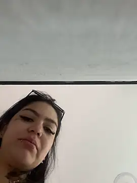 Snapshot of MAGIC_TESSA chatting on 10/04/25, 05:55 MAGIC TESSA online show from 10/04/25, 05:55