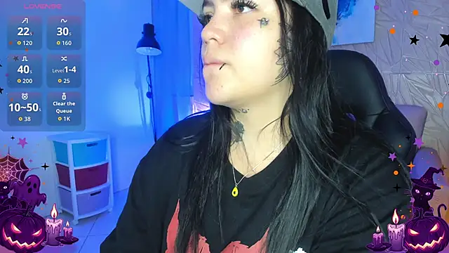 Snapshot of MAGIC_TESSA chatting on 10/09/25, 07:23 MAGIC TESSA online show from 10/09/25, 07:23