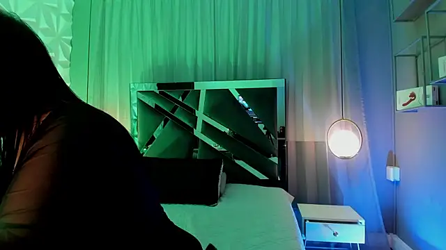 Snapshot of MAGIC_TESSA chatting on 12/04/25, 07:55 MAGIC TESSA online show from 12/04/25, 07:55