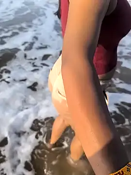 Snapshot of Seductive_Rani chatting on 11/03/25, 02:13 Seductive Rani online show from 11/03/25, 02:13