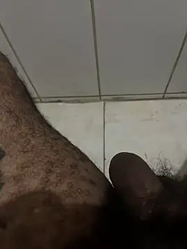 Snapshot of FromVnz chatting on 09/30/25, 06:57 FromVnz online show from 09/30/25, 06:57