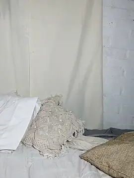 Gatithaaa online show from 03/25/26, 01:44