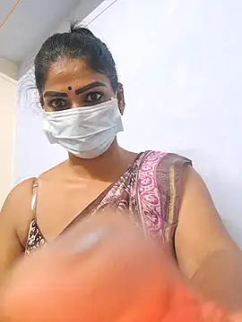 Snapshot of sherlin24 chatting on 09/29/25, 05:07 sherlin24 online show from 09/29/25, 05:07