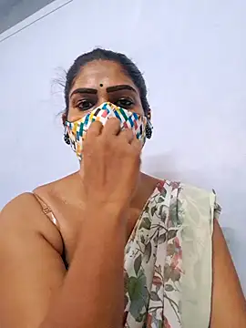 Snapshot of sherlin24 chatting on 10/12/25, 03:27 sherlin24 online show from 10/12/25, 03:27