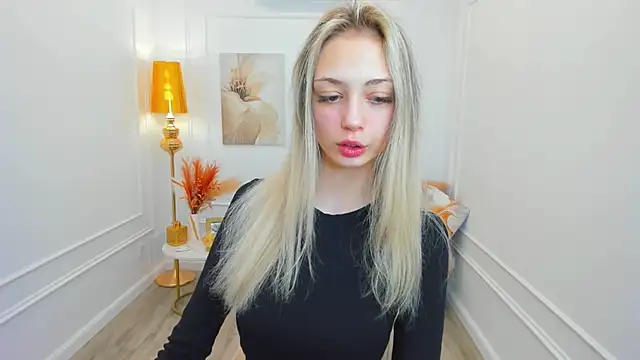 EmilyGraydis online show from 03/29/26, 07:36