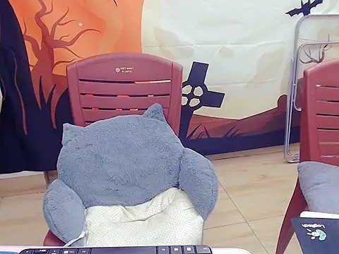 Snapshot of Funnygirl_9x chatting on 11/04/25, 01:59 Funnygirl 9x online show from 11/04/25, 01:59