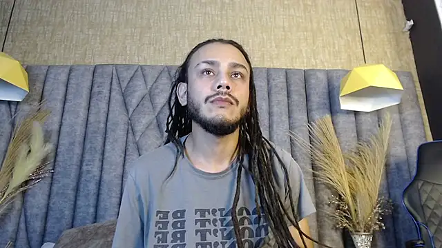 Boss Domiinator online show from 10/05/25, 04:00