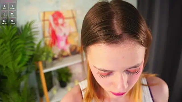 Snapshot of HollieCollelo chatting on 03/18/26, 02:58 HollieCollelo online show from 03/18/26, 02:58