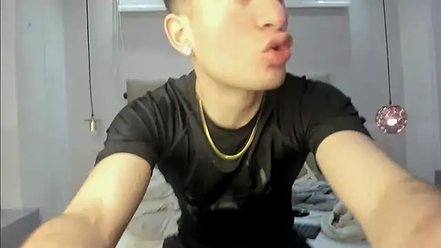 HunterHeat  online show from 10/15/25, 12:05