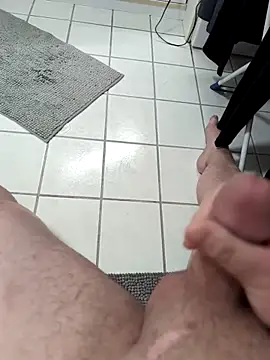 Snapshot of philipxxx chatting on 10/03/25, 03:36 philipxxx online show from 10/03/25, 03:36