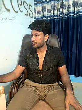 MeekBatgirl online show from 11/25/25, 03:01