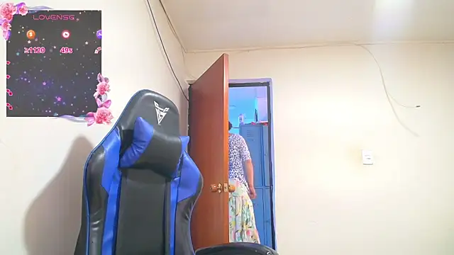 Miss Oriana online show from 12/02/25, 05:08