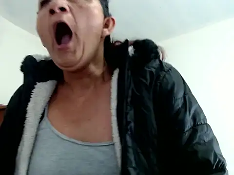 Lucy Squirt69 online show from 10/17/25, 09:56