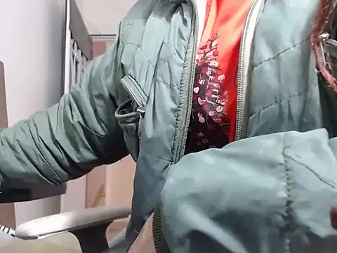 Lucy Squirt69 online show from 10/27/25, 08:24