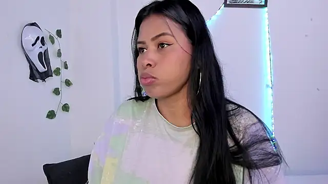 Michluxe 69 online show from 11/18/25, 12:42